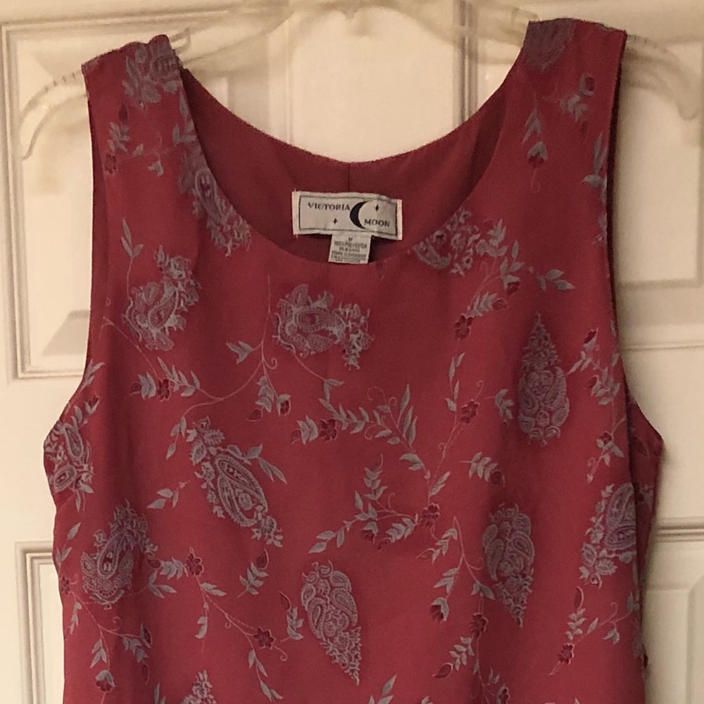 👗Cute Vintage Maxi Dress! - Picture 7 of 8